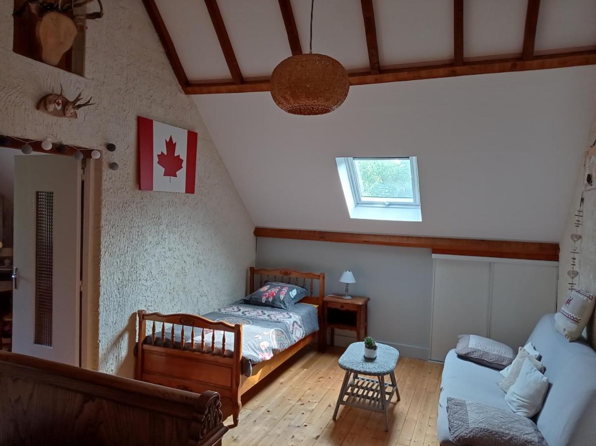 Chambre Campagnarde Du Gres Rouge De Beauval Exterior photo