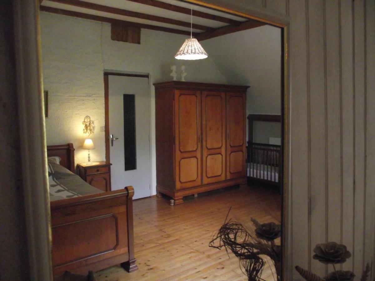 Chambre Campagnarde Du Gres Rouge De Beauval Exterior photo